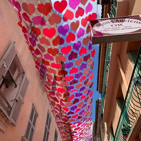 Un Balcon Dans Les Rues Piétonnes Appartamento